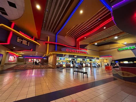 southland regal movies.